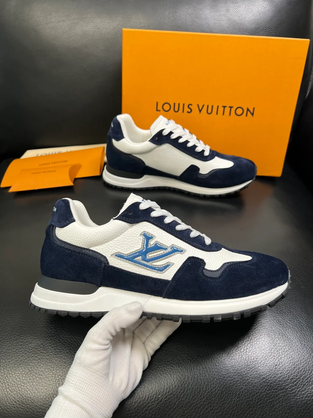 Men's shoes 💰620 Lv high quality top handicrafts Louis Vuitton, counters are equipped with original factory configuration, uppers are imported from Italy, high-quality splicing colorful complex handicrafts, imported cowhide lining is soft and comfortable, soles: original soles specially provided by the original factory, T men's shoes 💰U exclusive movable molded soles are super comfortable, original factory single goods, code number 39-44 (customized 38 45)